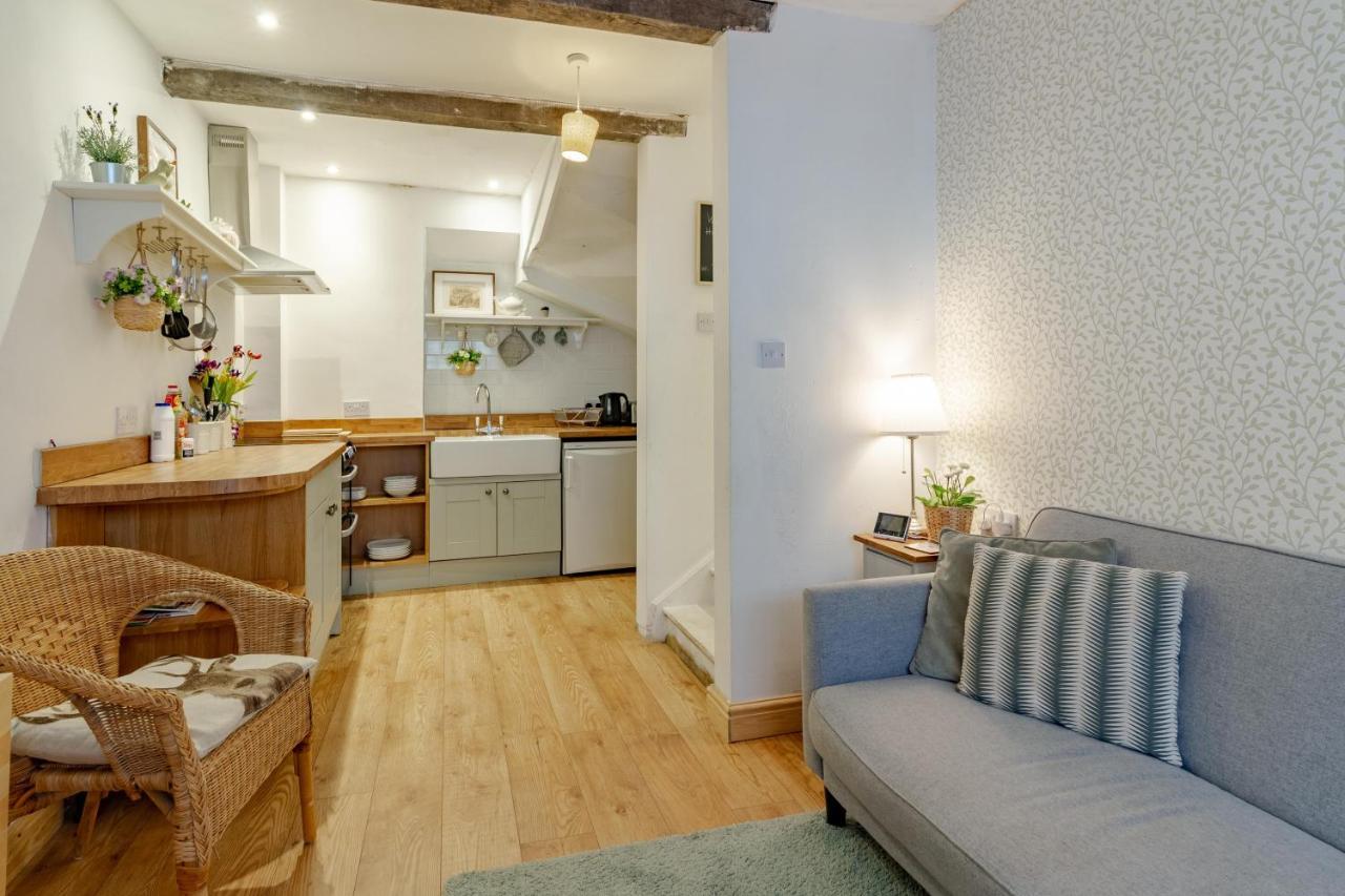 The Shoe Box Cottage With Allocated Parking ملمسبوري المظهر الخارجي الصورة